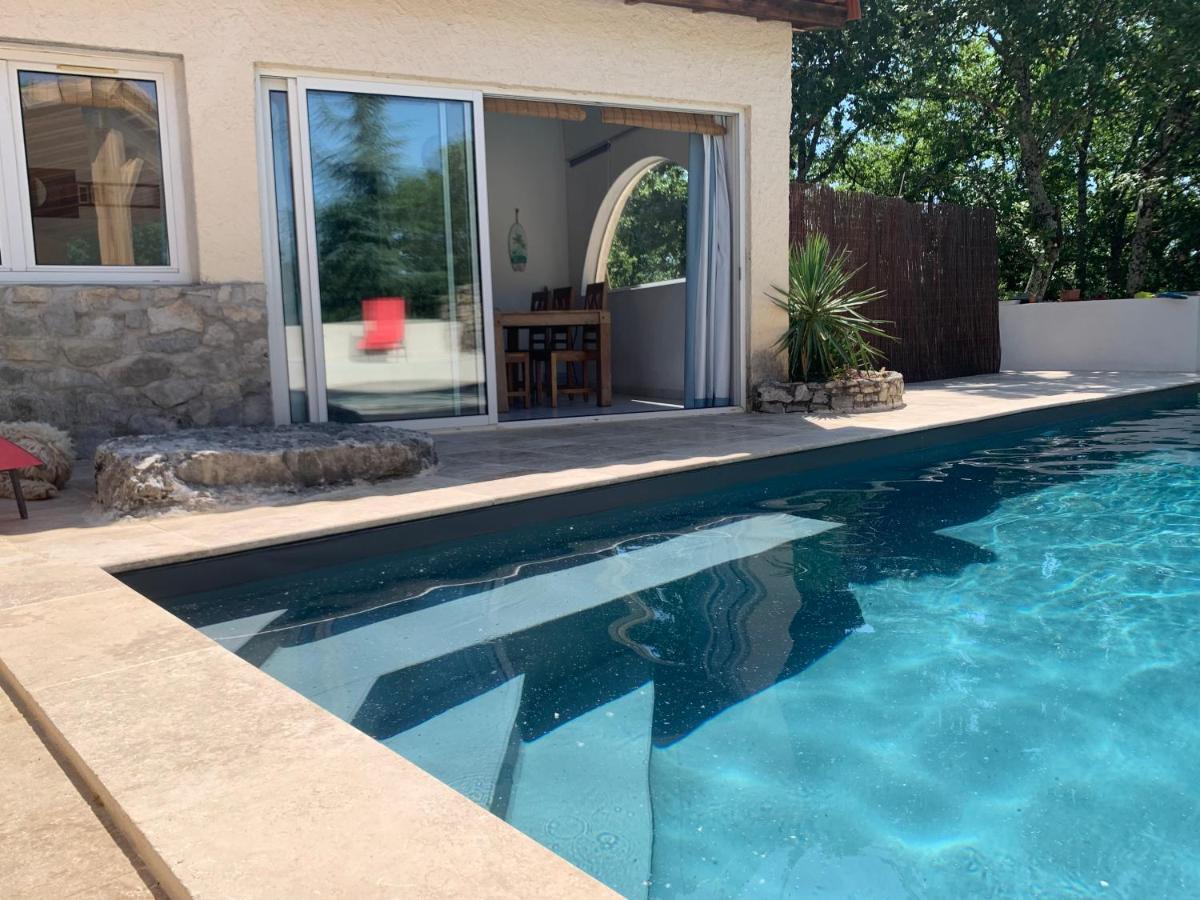Villa de 100m2 avec grande piscine privée Saint Alban Auriolles Exterior foto