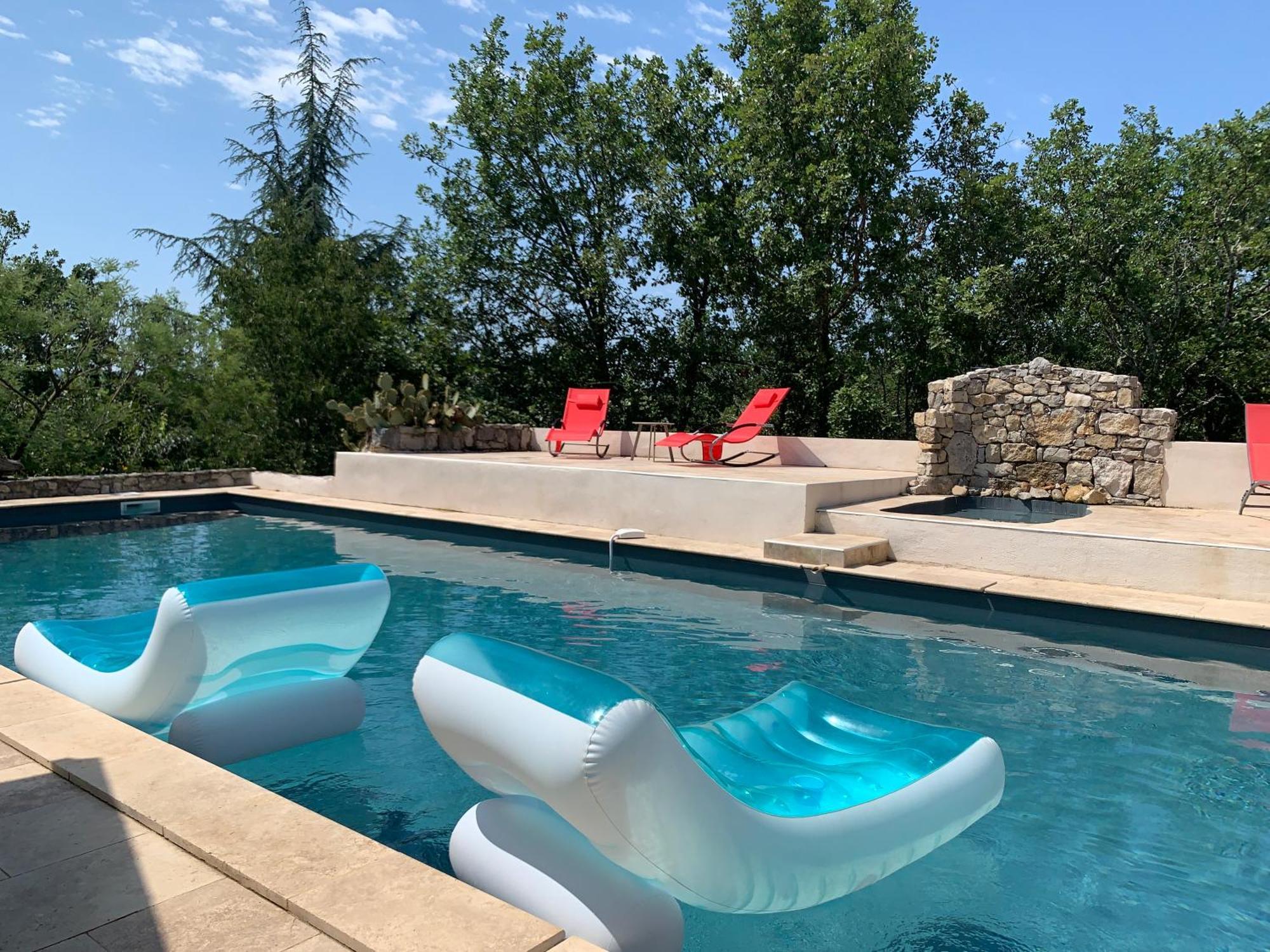 Villa de 100m2 avec grande piscine privée Saint Alban Auriolles Exterior foto